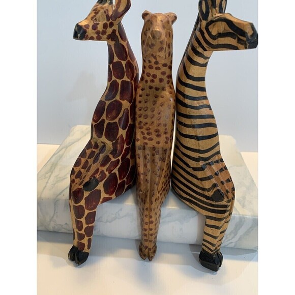 Giraffe & Zebra Lion Hand Carved Wooden African Sculpture Shelf Ornament 8.5" - Picture 4 of 10